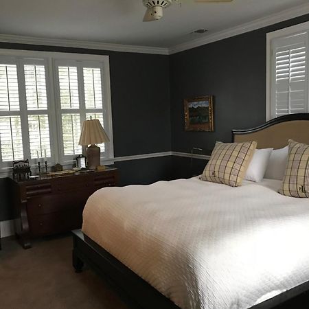 Springwood Inn Anniston Room photo