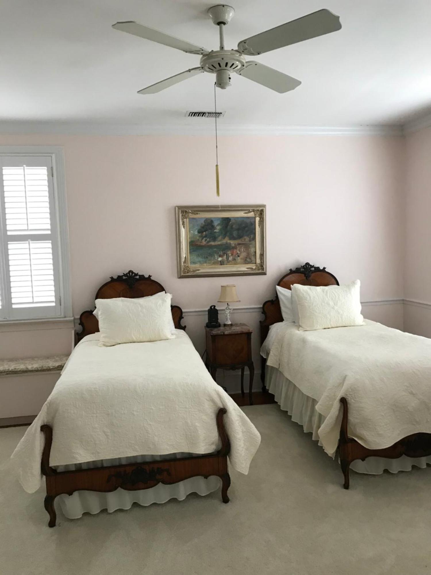 Springwood Inn Anniston Room photo